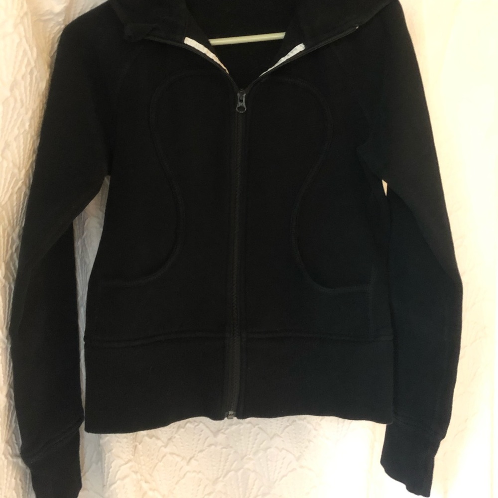 Lululemon Blck Scuba 4